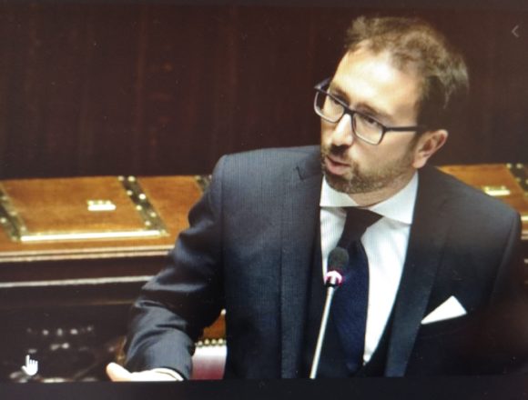 Mozione di sfiducia al ministro Bonafede. Renzi:”Italia Viva non la voterà” Mozione di sfiducia al ministro Bonafede. Renzi:”Italia Viva non la voterà”