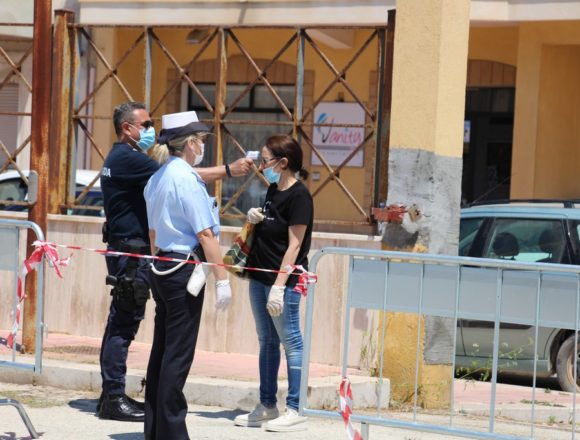 Da oggi operativo il mercatino rionale in zona stadio. Venerdì riapre l’altro in contrada Strasatti Da oggi operativo il mercatino rionale in zona stadio. Venerdì riapre l’altro in contrada Strasatti