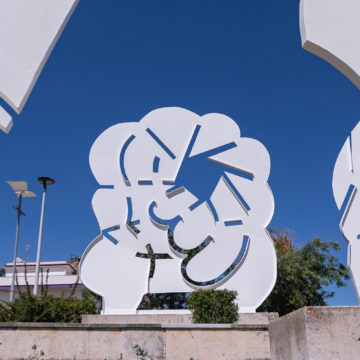 Nel centenario della nascita di Consagra si restaura “La Città di Tebe”. Intervento anche su altre opere d’arte contemporanea