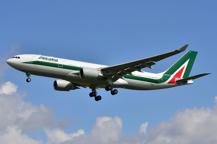Cancellazione tratte per Trapani. Alitalia:” Numero di prenotazioni inferiore del 60% rispetto allo scorso anno”