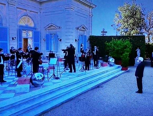Mattarella:”Abbiamo ritrovato, nel momento più difficile, il vero volto della Repubblica. Sono fiero del nostro Paese” Mattarella:”Abbiamo ritrovato, nel momento più difficile, il vero volto della Repubblica. Sono fiero del nostro Paese”