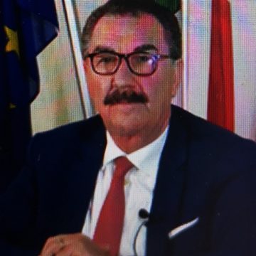 Decio Terrana:” Il Governo fa solo annunci ma non arrivano soldi, si cancellino subito tutte le tasse del 2020″
