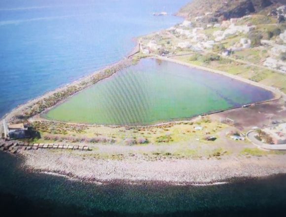 Santa Marina Salina, in arrivo i frangiflutti a difesa del laghetto di Punta Lingua Santa Marina Salina, in arrivo i frangiflutti a difesa del laghetto di Punta Lingua