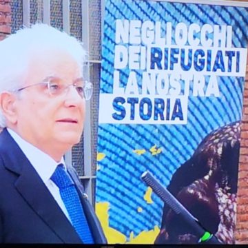 Mattarella nella Giornata Mondiale del rifugiato:” La nostra azione di protezione e assistenza non può indebolirsi ma deve rafforzarsi con l’elaborazione di un un nuovo corso dell’Unione Europea”
