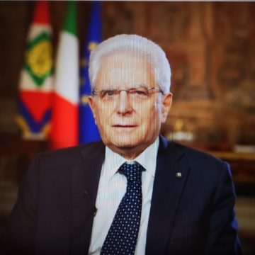 Ustica, Mattarella: ” Il dovere della ricerca della verità è fondamentale per la Repubblica”