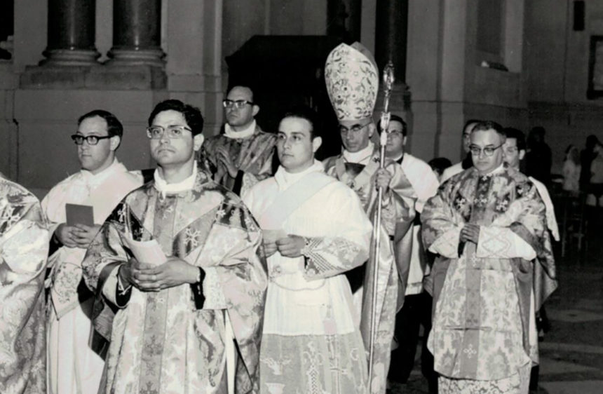 50 anni di sacerdozio per Monsignor Domenico Mogavero. In Diocesi nasce il progetto “OPERATORI DI PACE”
