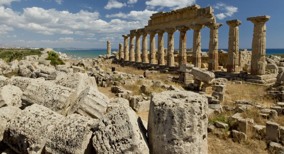 Musumeci:” Non si può capire l’Italia senza vedere la Sicilia. Sin da ora rivolgo l’invito alla delegazione Unwto dell’ONU di venire in Sicilia. L’esclusione della nostra isola dal programma originario, sono certo, è solo frutto di una svista o dettata dalla ristrettezza di tempo”