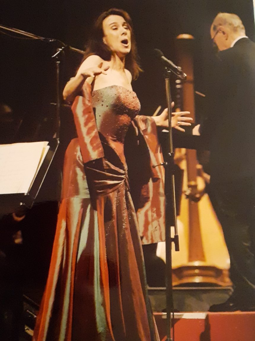 Così ricordo Ennio Morricone, il più grande musicista del Novecento. Quel meraviglioso concerto per i 50 anni della fondazione Lega Pro a Firenze