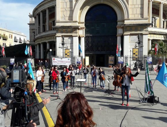 La Women Orchestra, tutta siciliana, sfonda a Tu sì que vales, la trasmissione di Maria De Filippi, con un medley dedicato a Morricone La Women Orchestra, tutta siciliana, sfonda a Tu sì que vales, la trasmissione di Maria De Filippi, con un medley dedicato a Morricone