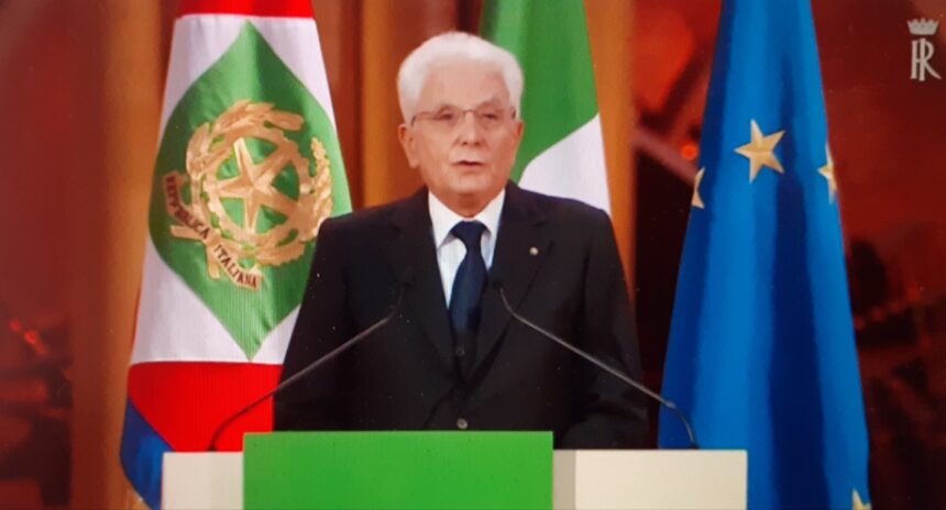Covid, Mattarella: ” Sono preoccupato per l’aumento del ritmo del contagio della pandemia” Covid, Mattarella: ” Sono preoccupato per l’aumento del ritmo del contagio della pandemia”