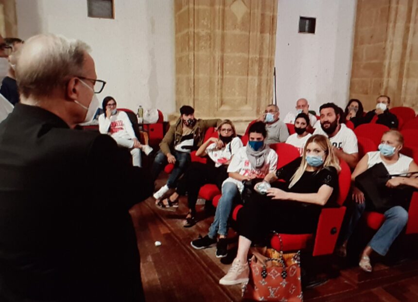 Marittimi sequestrati in Libia, domani veglia di preghiera a Mazara. Il Vescovo: “Situazione drammatica, famiglie angosciate” Marittimi sequestrati in Libia, domani veglia di preghiera a Mazara. Il Vescovo: “Situazione drammatica, famiglie angosciate”