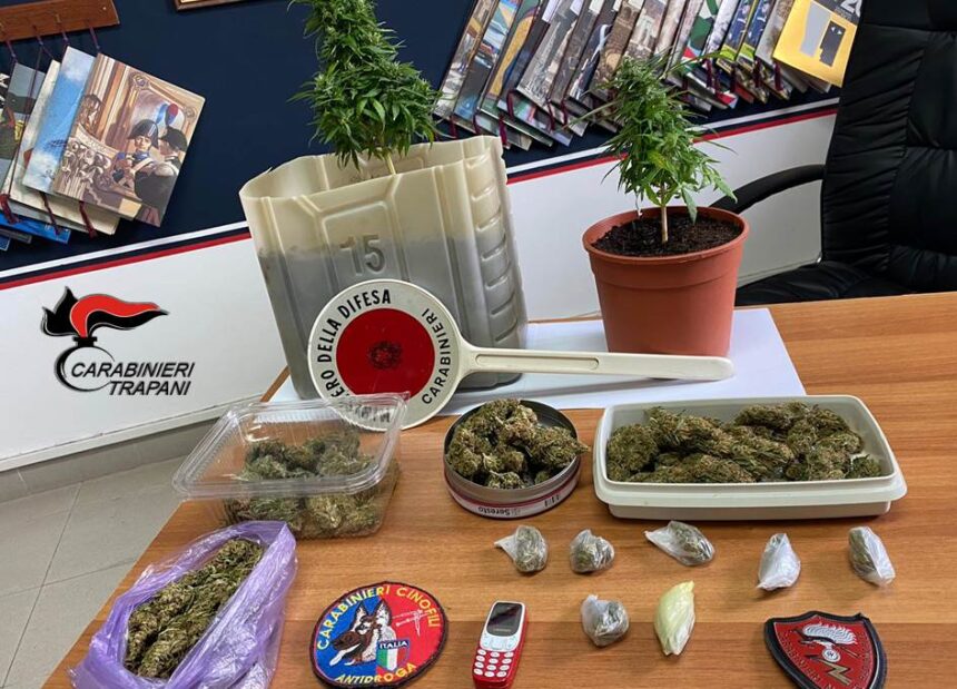 Marsala – I Carabinieri trovano droga e munizioni illegalmente detenute: un arresto e una denuncia