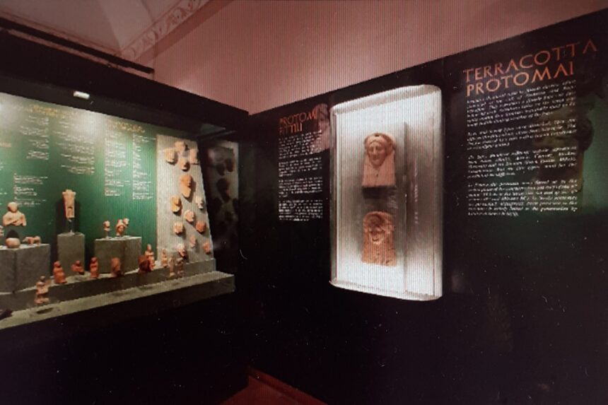 Sicilia,inaugurato il M.A.FRA, il nuovo museo archeologico di Frincavalle di Sicilia. Una casa per Demetra a Kore. Un museo intuitivo pensato per un pubblico plurale, fatto da adulti e bambini. Per tutti la Sala immersiva con animazioni e ricostruzioni 3D