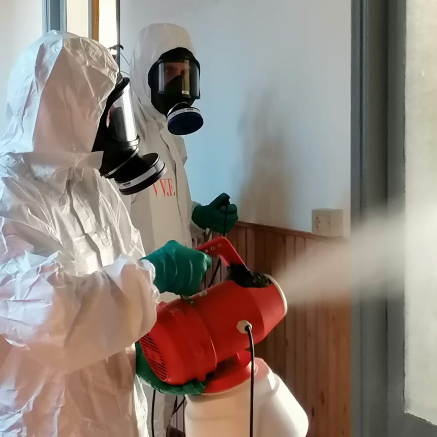 Emergenza Covid-19, sanificati ieri dai vigili del fuoco i locali del Palazzo Municipale. Il Sindaco Grillo ringrazia Emergenza Covid-19, sanificati ieri dai vigili del fuoco i locali del Palazzo Municipale. Il Sindaco Grillo ringrazia
