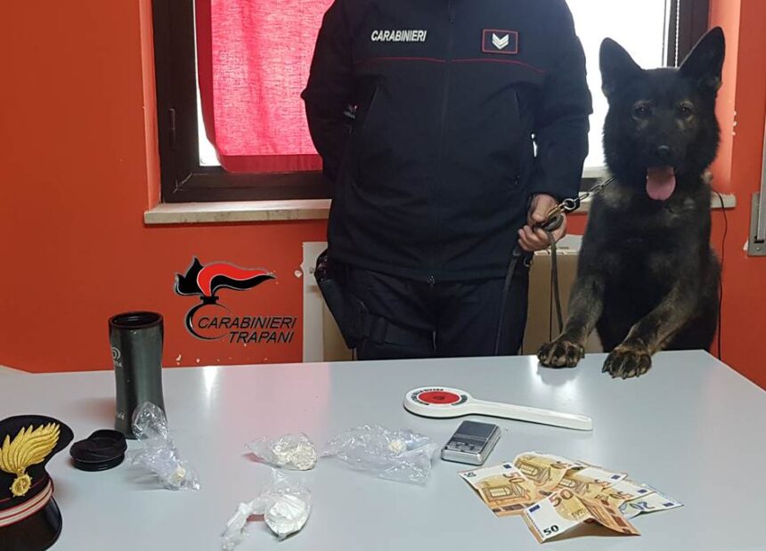 Trapani: cocaina ed eroina a casa. Arrestato dai Carabinieri 35enne