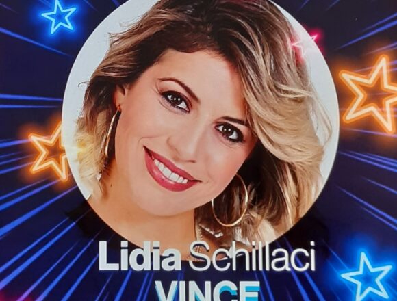 La bravissima siciliana Lidia Schillaci vince l’edizione 2020 di “Tale Quale e Show” imitando la grande Mina La bravissima siciliana Lidia Schillaci vince l’edizione 2020 di “Tale Quale e Show” imitando la grande Mina