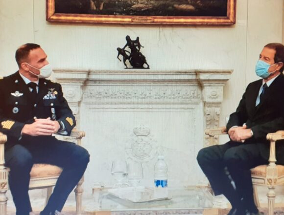 Aeronautica militare, Musumeci riceve Moris Ghiadoni, comandante base della Trapani Birgi Aeronautica militare, Musumeci riceve Moris Ghiadoni, comandante base della Trapani Birgi