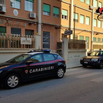 Paceco, sorpresi dai Carabinieri mentre bruciano rifiuti: due arresti