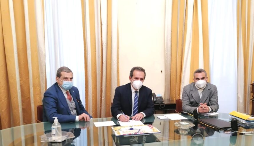 Marsala, Grillo e Sturiano incontrano il commissario Cerami. Confronto sull’atto di indirizzo approvato dal consiglio comunale per il trasferimento dell’Itet nell’ex tribunale Marsala, Grillo e Sturiano incontrano il commissario Cerami. Confronto sull’atto di indirizzo approvato dal consiglio comunale per il trasferimento dell’Itet nell’ex tribunale