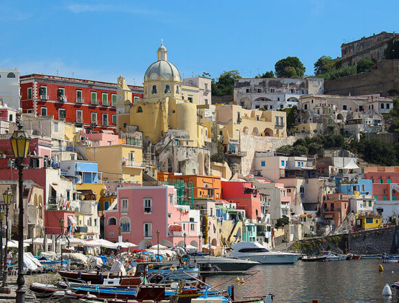 PROCIDA CAPITALE ITALIANA DELLA CULTURA 2022. Il ministro Franceschini:” Viva Procida che ci accompagnerà nell’anno della rinascita”. Conte: “Prepariamoci a visitarla” PROCIDA CAPITALE ITALIANA DELLA CULTURA 2022. Il ministro Franceschini:” Viva Procida che ci accompagnerà nell’anno della rinascita”. Conte: “Prepariamoci a visitarla”