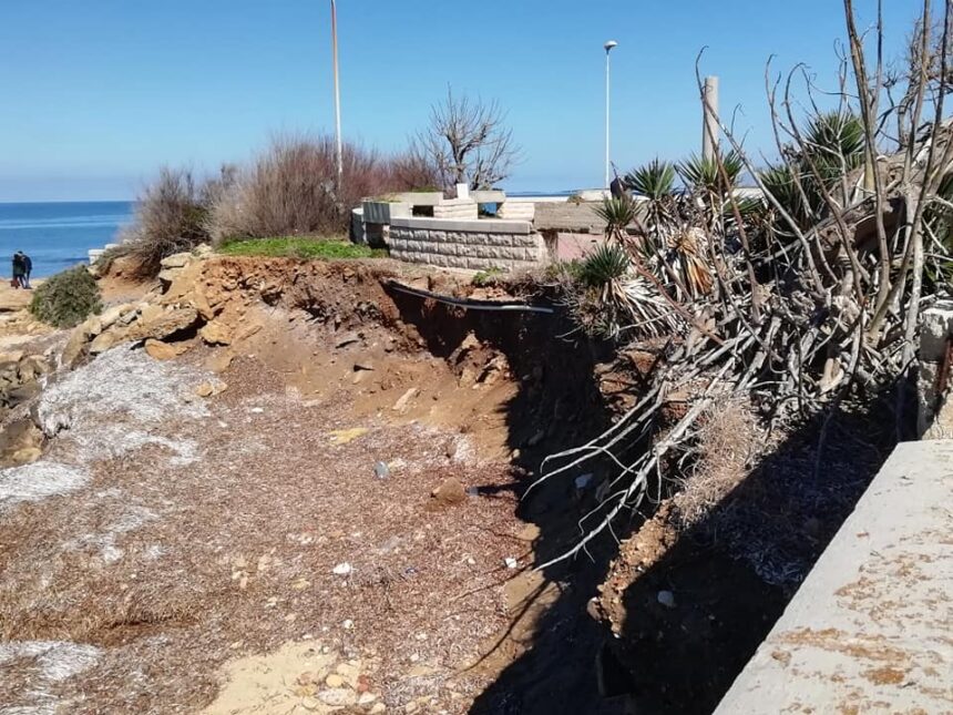 Marsala, rischia di crollare la piazzola del lungomare davanti alle “Due rocche”