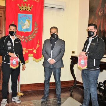Azienda di tendaggi dona mascherine al Comune di Marsala