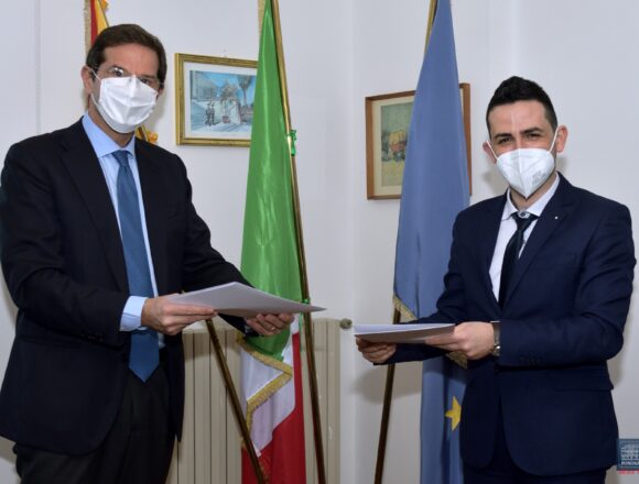 Progetto “Fondazione Sicilia PER la Scuola”, firmata la convenzione con l’Ufficio Scolastico Regionale per la Sicilia Progetto “Fondazione Sicilia PER la Scuola”, firmata la convenzione con l’Ufficio Scolastico Regionale per la Sicilia