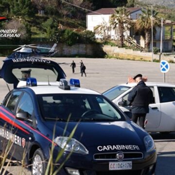 Alcamo, i Carabinieri identificano autori di furti: 1 arresto e 2 denunciati