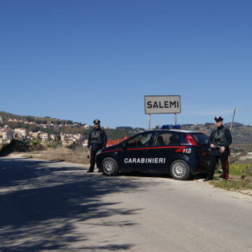 Salemi: aggredisce i Carabinieri. Arrestato