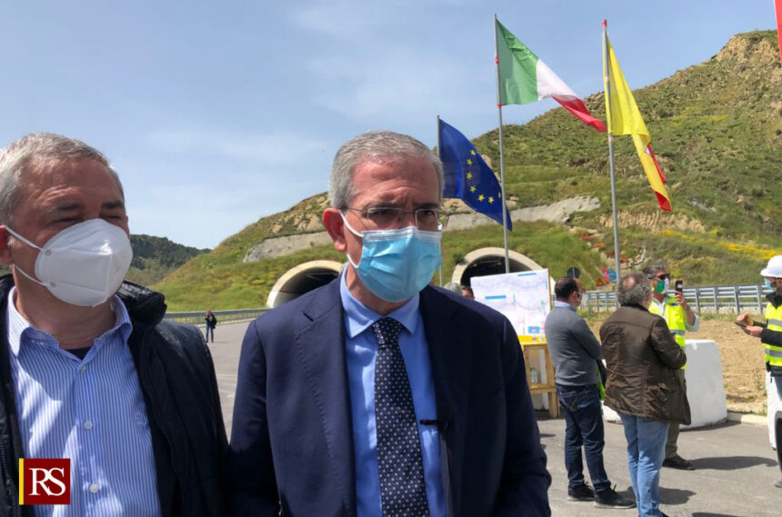 Caltanissetta, aperto nuovo tratto Ss 640. Falcone: «Passo in avanti ma serve colpo di reni di Cmc»
