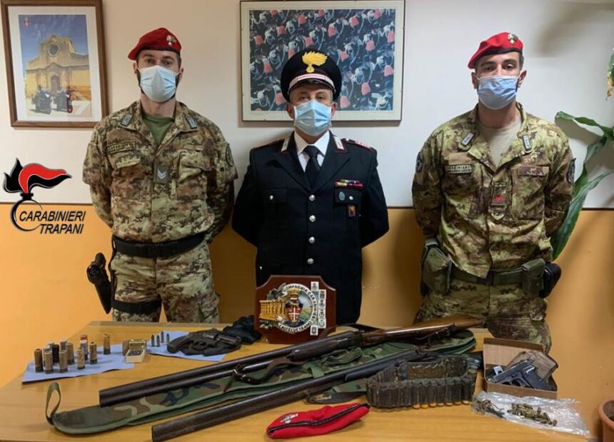 Castelvetrano: nascondeva una pistola e le munizioni in ovile. Denunciato dai Carabinieri un giovane di Poggioreale
