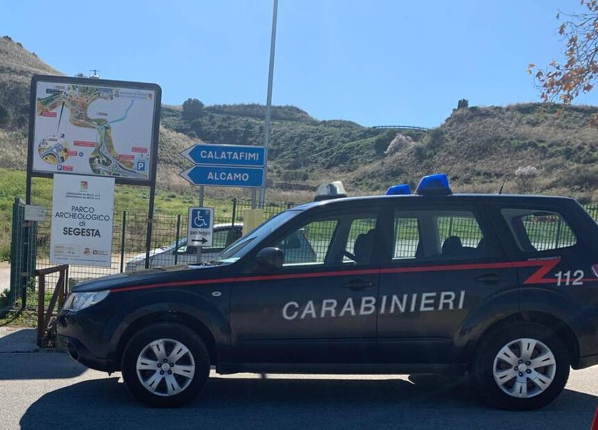 Alcamo. Controlli del territorio dei Carabinieri: 1 denunciato e un bar chiuso per violazione delle misure anti covid 19