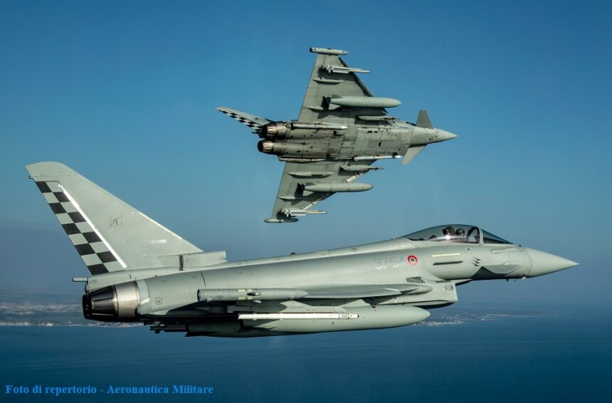 Difesa Aerea: Caccia Eurofighter intercettano un velivolo civile che aveva perso il contatto radio