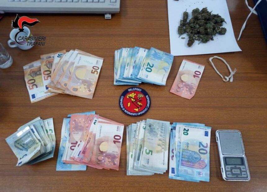 Alcamo. I Carabinieri arrestano un 29enne accusato di spaccio di marijuana