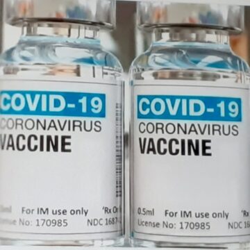 Vaccini, da domani in Sicilia AstraZeneca ai quarantenni senza prenotazione