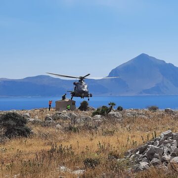 Aeronautica Militare e Corpo Nazionale Soccorso Alpino e Speleologico si addestrano insieme