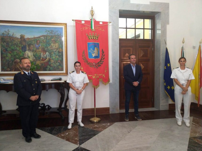 Cambio alla Capitaneria di porto di Marsala. Le ufficiali Reccia e Piacardi ricevute a Palazzo Municipale