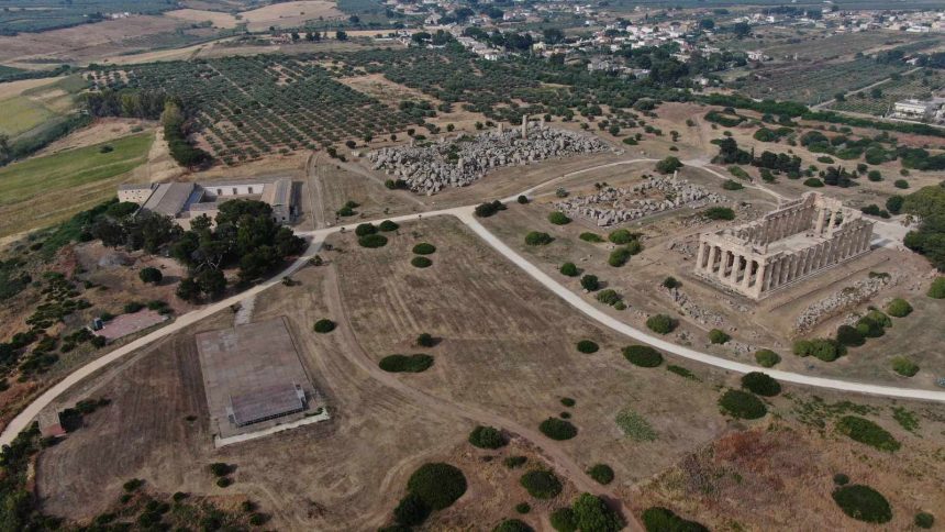 Ciclismo, seconda tappa del Giro di Sicilia al via domani dal Parco di Selinunte