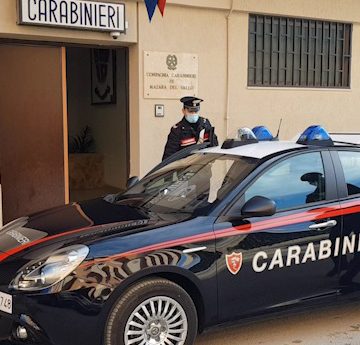 Mazara del Vallo: aggredisce i Carabinieri. Arrestato 43enne