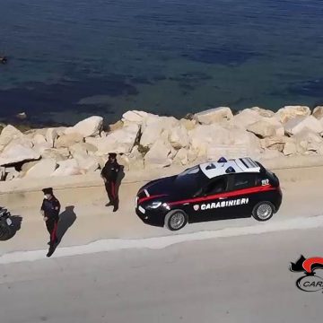 Trapani: contratti assicurativi on line falsi. Due denunce dei Carabinieri