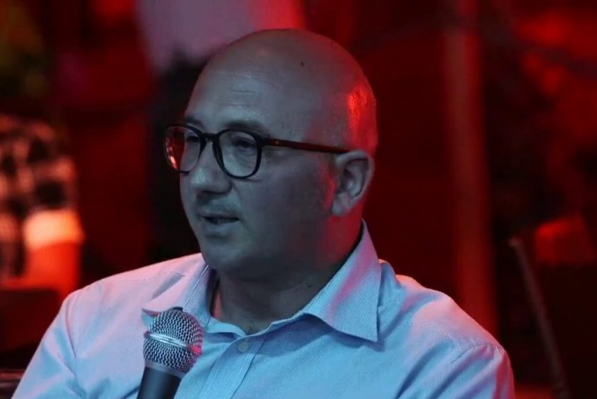 Fabrizio Fonte torna in libreria con l’«Isola furba»