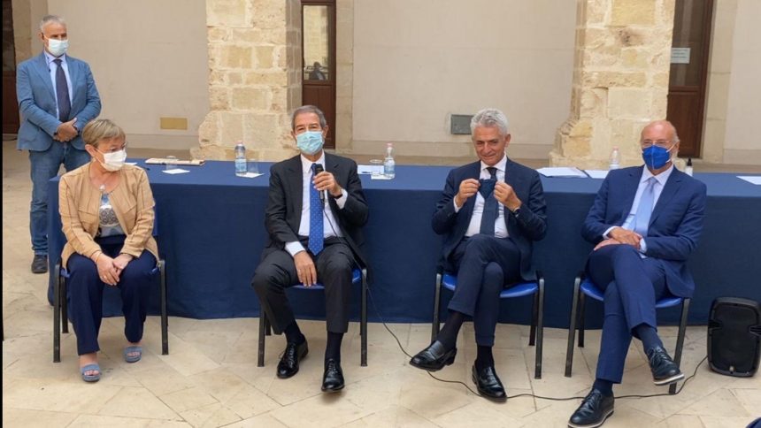 Legalità, Musumeci a Vittoria saluta i commissari prefettizi del Comune