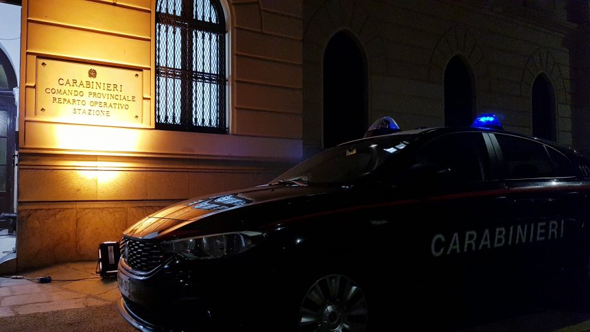Trapani: maltrattamenti in famiglia. Danneggia persino l’auto della madre, provvedimento per un 28enne