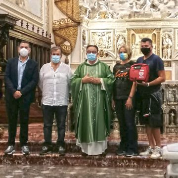 Donato un defibrillatore alla Cattedrale di Mazara del Vallo