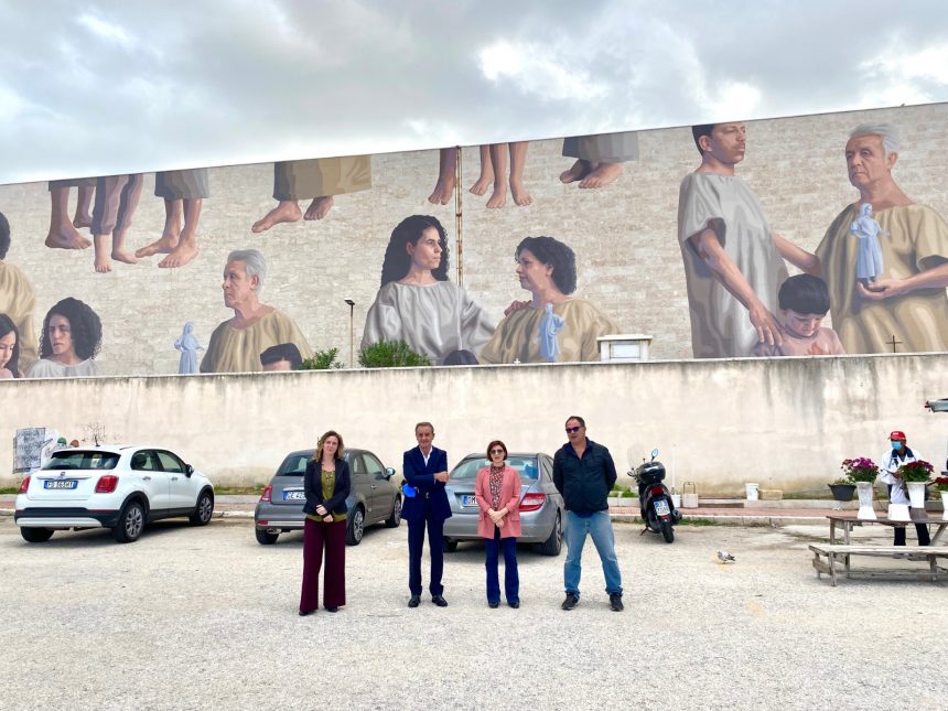 Cala il sipario a Trapani sulla prima fase dell’operazione murales. Campo (M5S) “Grande accoglienza da parte della cittadinanza”