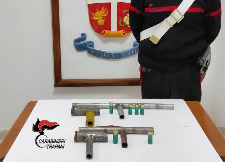 Mazara del Vallo: arrestato dai Carabinieri con altre armi clandestine il romeno che trascinò il cane legato al furgone