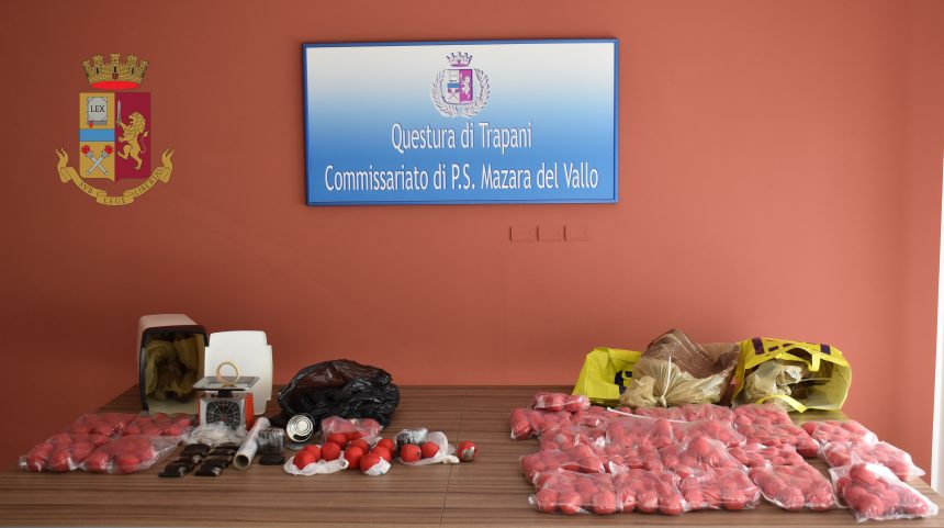 Operazione antidroga, maxi sequestro di 55 chilogrammi di ashish in un garage a Mazara del Vallo