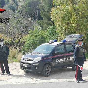 Custonaci: litigano ubriachi in un bar danneggiando il locale. Denunciati dai Carabinieri