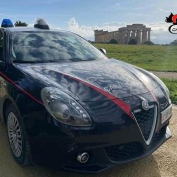 Castelvetrano. Controlli del fine settimana dei Carabinieri: 3 denunciati. Rinvenuti beni rubati e droga