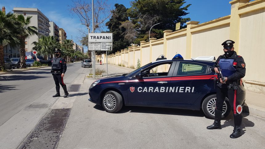 Trapani: non si ferma all’alt con uno scooter rubato e investe un Carabiniere. Arrestato